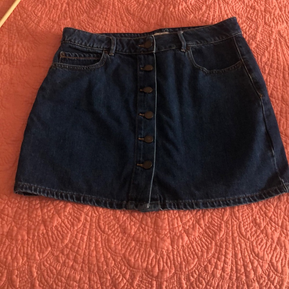 Brand Garage. Size M. Jeans